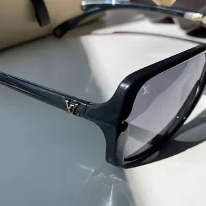 Louis Vuitton | Accessories | Louis Vuitton Square Black  display picture 1